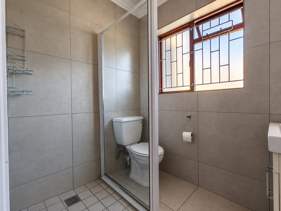 3 Bedroom Property for Sale in Wynberg Western Cape